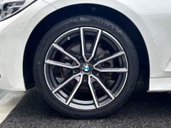 BMW 3 Series 325Li M Sport Package - ფოტო 7