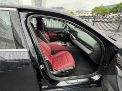 BMW 5 Series 530Li Luxury M Sport Package - ფოტო 7