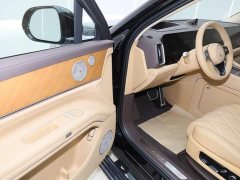 AITO Wenjie M9 Extended Range Ultra 52kWh 6-Seater with 192-Line LiDAR - ფოტო 19