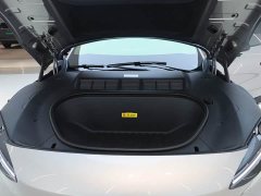 Xiaomi YU7 2025 Rear-Wheel Drive Long-Range Edition - ფოტო 9
