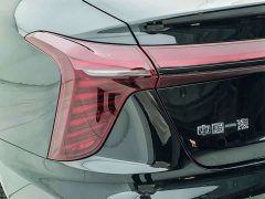 FAW Red Flag H5 2.0T Automatic Mystic Shadow Edition - ფოტო 16