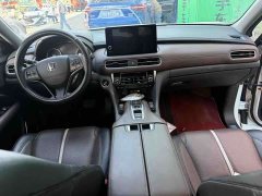 Honda UR-V 370TURBO AWD Premium Edition - ფოტო 2