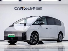 Li Auto MEGA Ultra Smart Refresh Edition - ფოტო 1