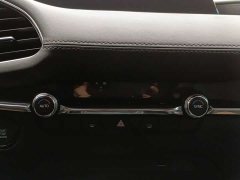 Mazda3 Axela 2.0L Automatic Radiance Edition - ფოტო 16