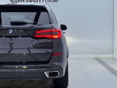 BMW X5 xDrive 30Li Luxury M Sport Package - ფოტო 4