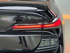 BMW 7 Series 735Li M Sport Package - ფოტო 18