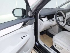 Volvo EM90 2025 Ultra Six-Seater - ფოტო 12