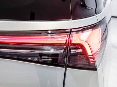 Buick GL8 New Energy Lusang Respect Edition - ფოტო 15