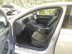 Volkswagen Lavida 300TSI DSG Starry Sky Leading Edition - ფოტო 13