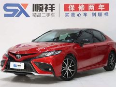 Toyota Camry 2.0S Sharp Luxury Edition - ფოტო 1