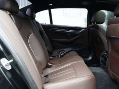 BMW 5 Series 530Li Premier M Sport Package - ფოტო 8