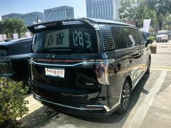 FAW Red Flag HQ9 2.0T Smart Connected Flagship Comfort Edition - ფოტო 3