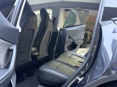 Tesla Model Y Rear-Wheel Drive - ფოტო 5