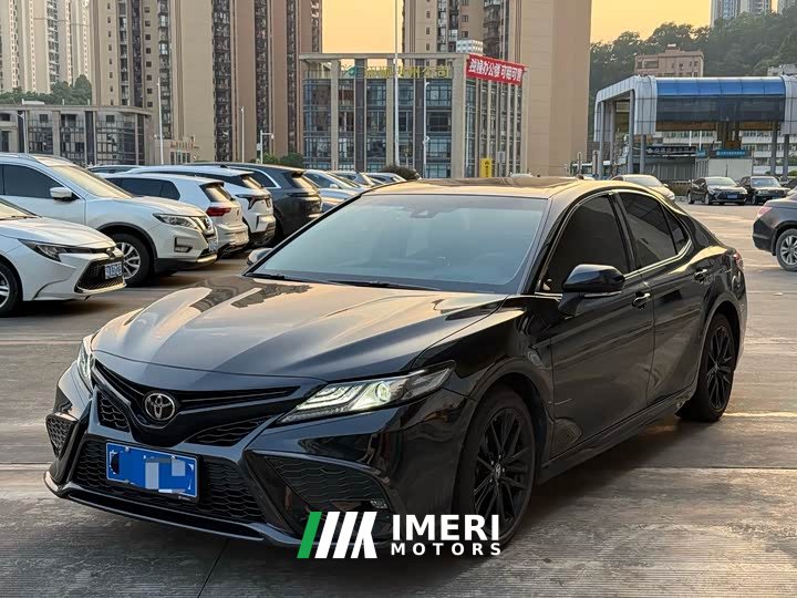 Toyota Camry 2.5S Knight Edition - ავტომობილი ჩინეთიდან