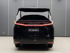 Lexus LM 2025 500h Four-Seater Imperial Edition - ფოტო 7