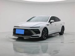 Hyundai Sonata 1.5T Pro - ფოტო 1