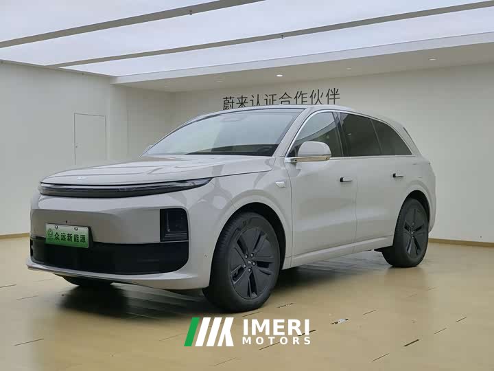 Li Auto L6 Pro - ავტომობილი ჩინეთიდან
