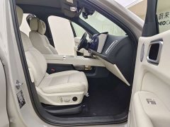 Li Auto L6 Pro - ფოტო 12