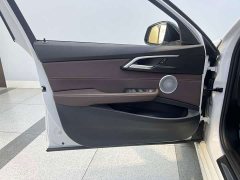BMW 1 Series 120i M Sport Night Edition - ფოტო 17