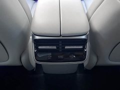 Luxeed Zhiji S7 Pro Rear-Wheel Drive Long-Range Edition - ფოტო 16