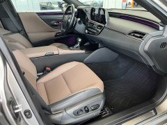 Lexus ES 200 Premium Edition - ფოტო 8