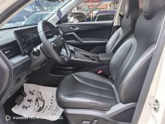 SAIC MG RX5 1.5T Luxury Sliding Screen Edition - ფოტო 11