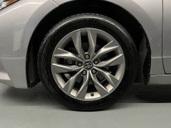 Toyota Avalon 2019 Hybrid 2.5L Luxury National VI - ფოტო 5
