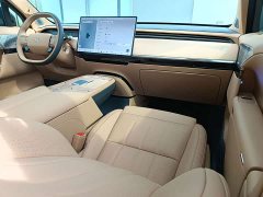 XPeng GX Extended Range 1585 AWD Ultra SE - ფოტო 13
