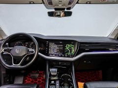 Volkswagen Touareg 2022 3.0TSI Rui Xiang Edition Obsidian Black Sport Package - ფოტო 10