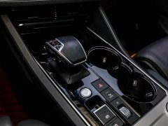 Volkswagen Touareg 2022 3.0TSI Rui Xiang Edition Obsidian Black Sport Package - ფოტო 13