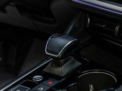 Volkswagen Touareg 2022 3.0TSI Rui Xiang Edition Obsidian Black Sport Package - ფოტო 14