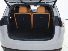Li Auto i8 Standard Edition - ფოტო 12