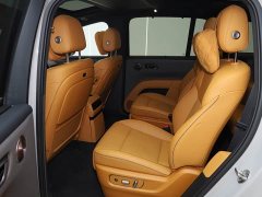 Li Auto i8 Standard Edition - ფოტო 15