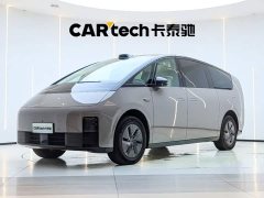 Li Auto Li Xiang MEGA Ultra - ფოტო 1