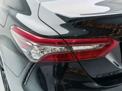 Toyota Camry 2.0S Knight Edition - ფოტო 15