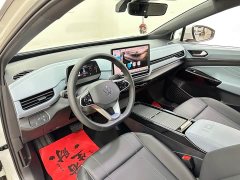 Volkswagen ID.4 X Smart Edition Pure Intelligent Comfort Version - ფოტო 14