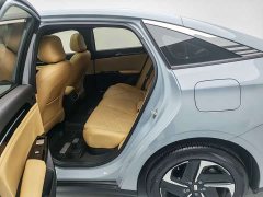 Geely Galaxy L6 60km PLUS - ფოტო 10