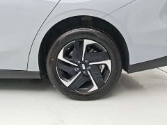 Geely Galaxy L6 60km PLUS - ფოტო 16