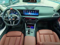 BMW 3 Series 325Li M Sport Package - ფოტო 16