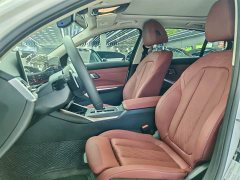 BMW 3 Series 325Li M Sport Package - ფოტო 4