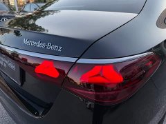 Mercedes-Benz E-Class E 300 L Luxury - ფოტო 9