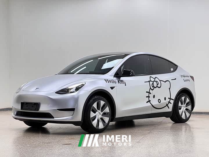 Tesla Model Y Facelift Rear-Wheel Drive