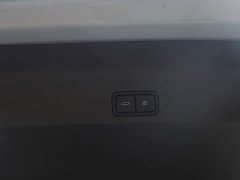 Li Auto Li Xiang MEGA Ultra - ფოტო 10