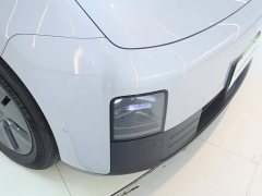 Li Auto Li Xiang MEGA Ultra - ფოტო 13