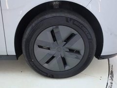 Li Auto Li Xiang MEGA Ultra - ფოტო 14