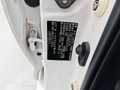 Toyota Corolla 1.8L CVT Luxury - ფოტო 17
