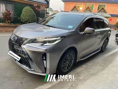 2023 Toyota Sienna 2.5L Hybrid Comfort Edition - ავტომობილი ჩინეთიდან