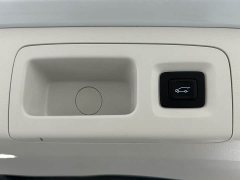 Buick GL8 New Energy 2024 Luzun Respect Edition 7-Seater - ფოტო 11