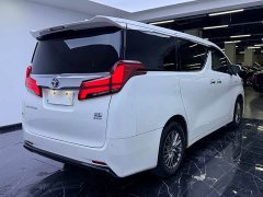 Toyota Alphard 2021 Hybrid 2.5L Luxury - ფოტო 16