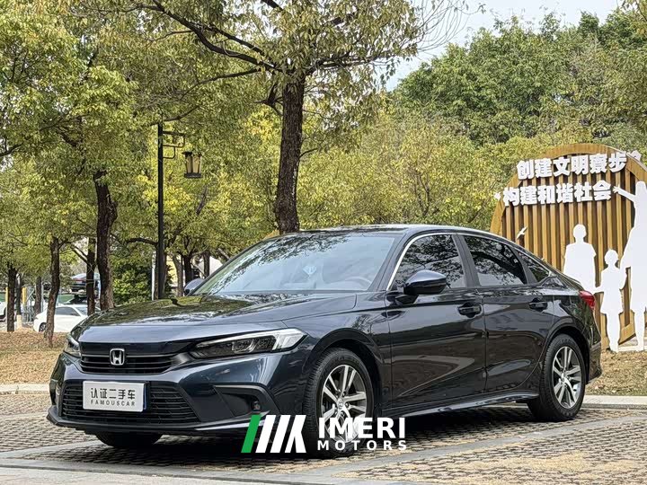 Honda Civic 240TURBO CVT Dynamic Edition
